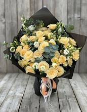 Букет цветов из:  Розы и Лизиантусы в Варнавино