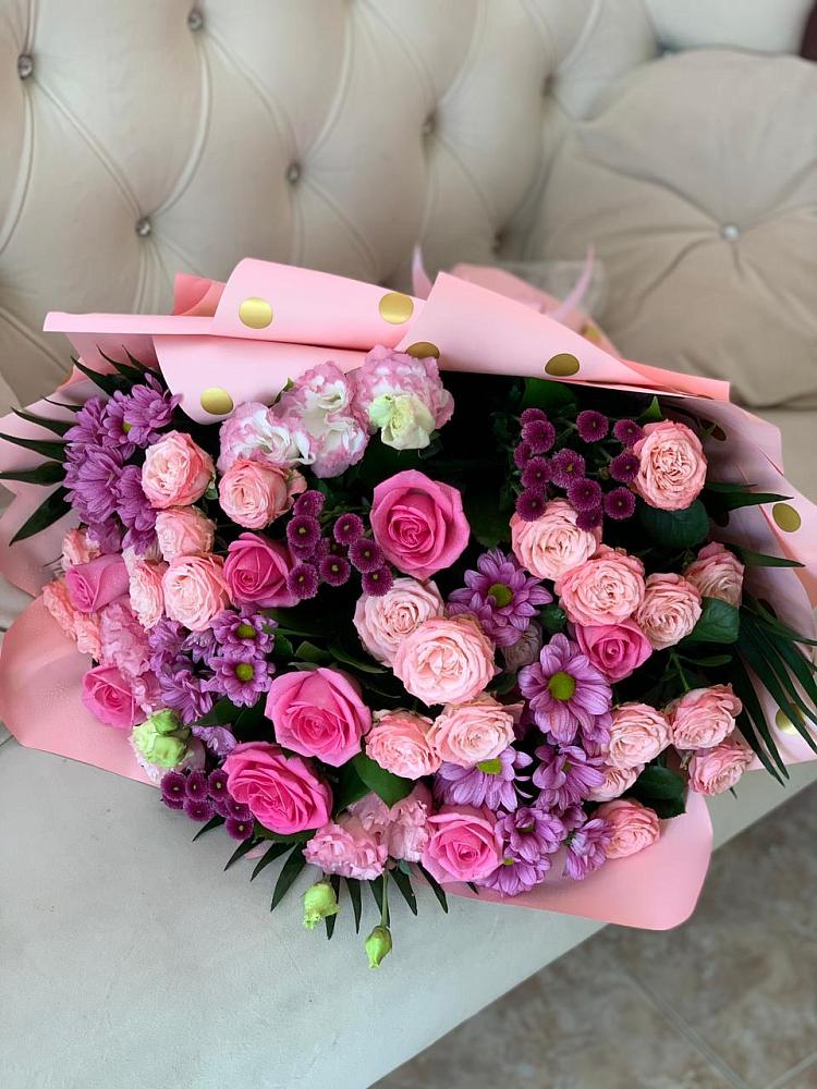 Букет цветов из: Хризантемы, Розы и Лизиантусы в Варнавино