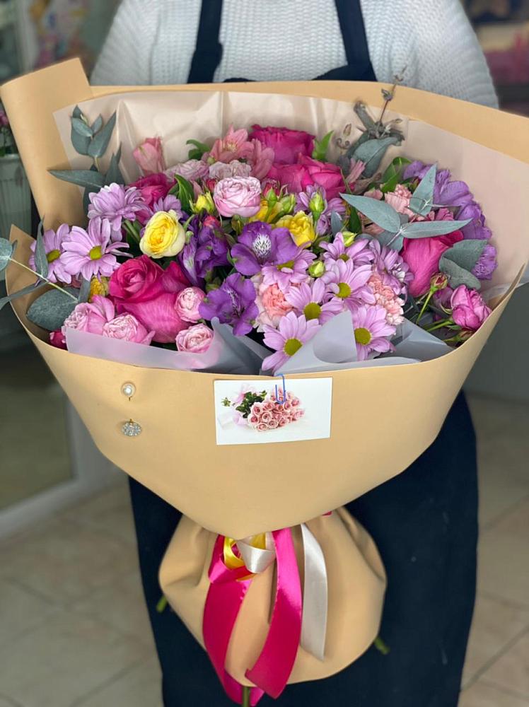 Букет цветов из: Хризантемы, Гвоздики и Альстромерии в Варнавино