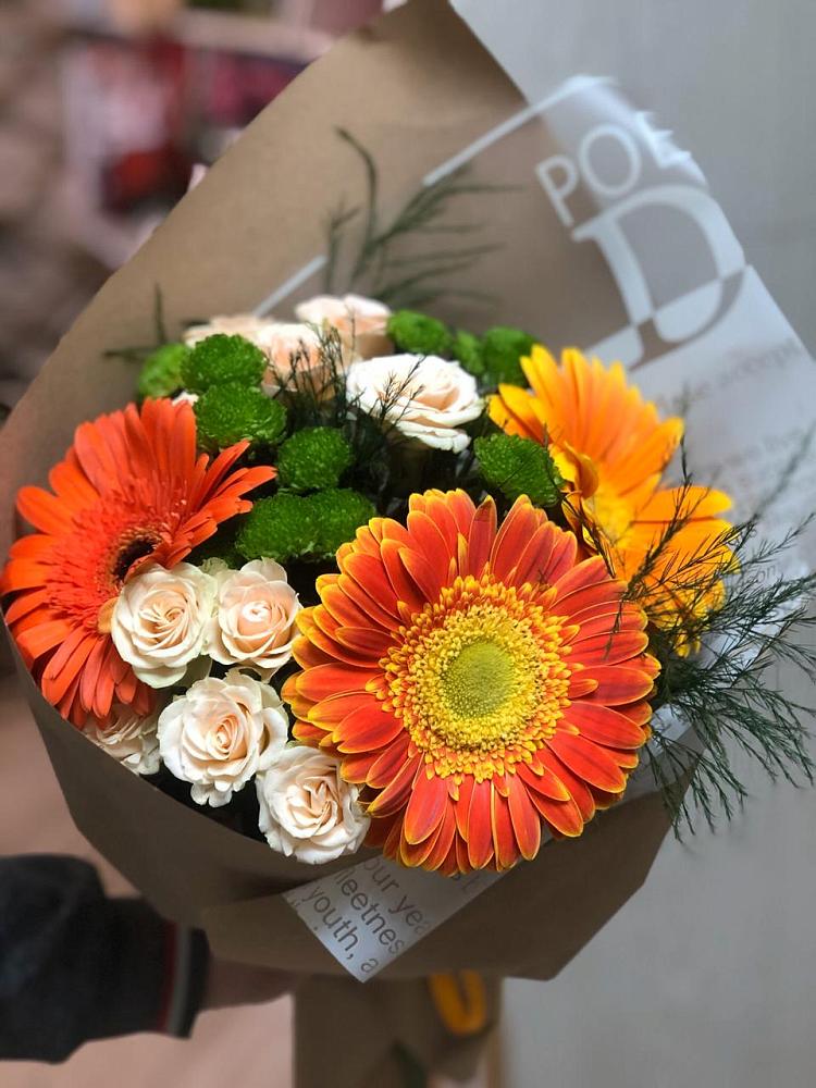 Букет цветов из: Герберы, Хризантемы и Розы в Варнавино